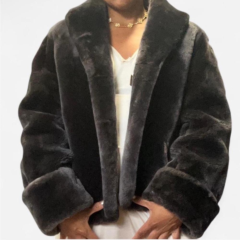 Needs repair. Glamorous, vintage oversized faux fur chocolate cozy jacket coat